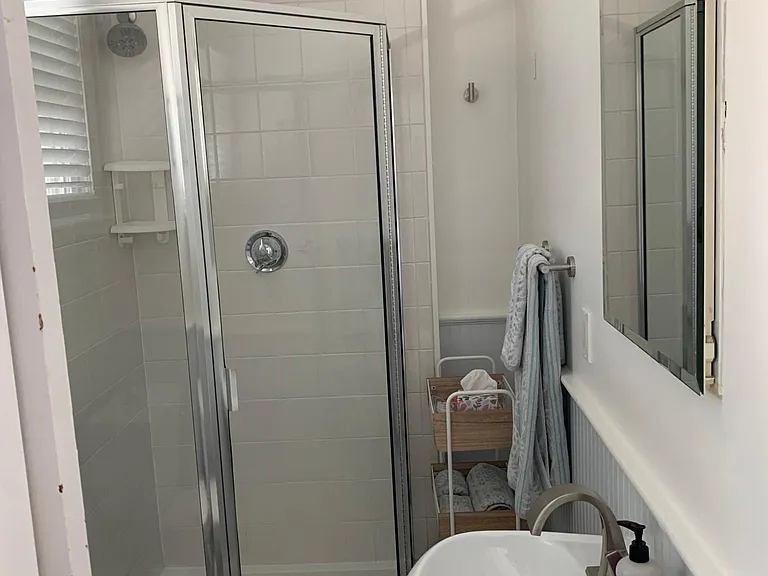 50 Houston Ave — Photo 13