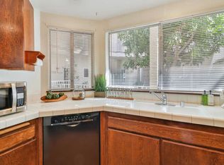 3390 Darby St UNIT 329, Simi Valley, CA 93063