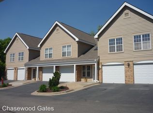 5968 Chasewood Pkwy APT 001, Minnetonka, MN 55343