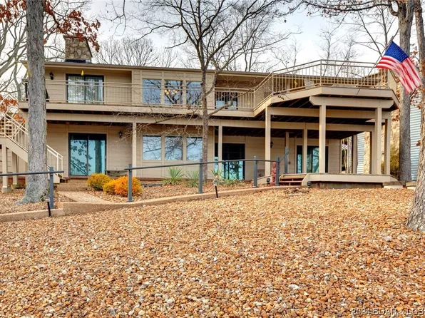 115 Casco Ct, Lake Ozark, MO 65049