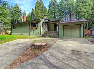 2917 Shadow Ln, Pollock Pines, CA 95726