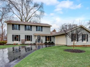 21400 Lancelot Dr, Brookfield, WI 53045
