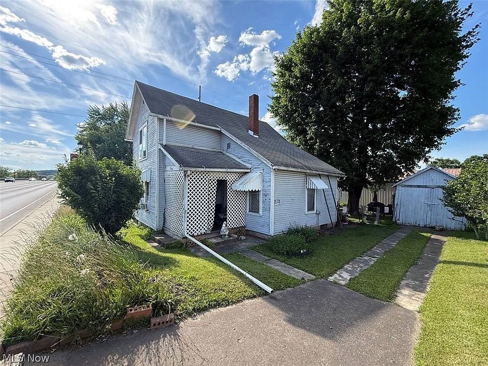 1st image of 104 Chestnut St