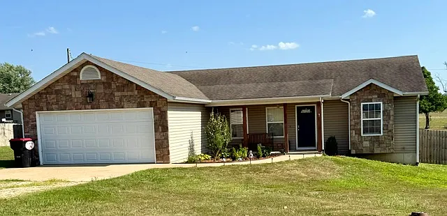 12340 Taylor Ln — Photo 1
