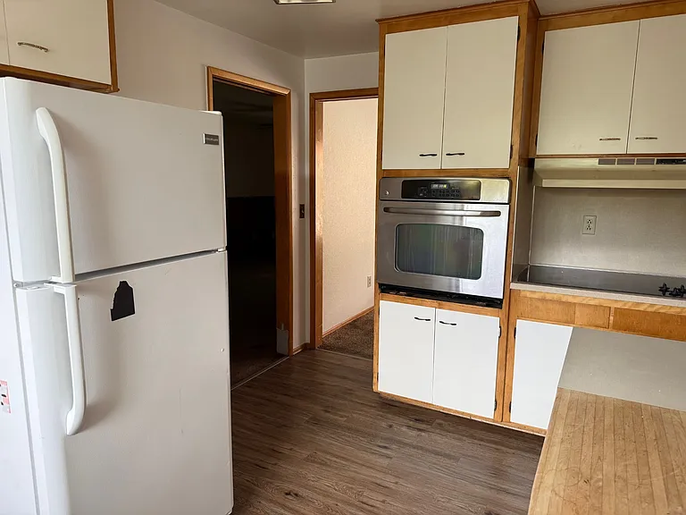 Airy kitchen