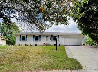 2424 Repton Dr, Fort Wayne, IN 46815