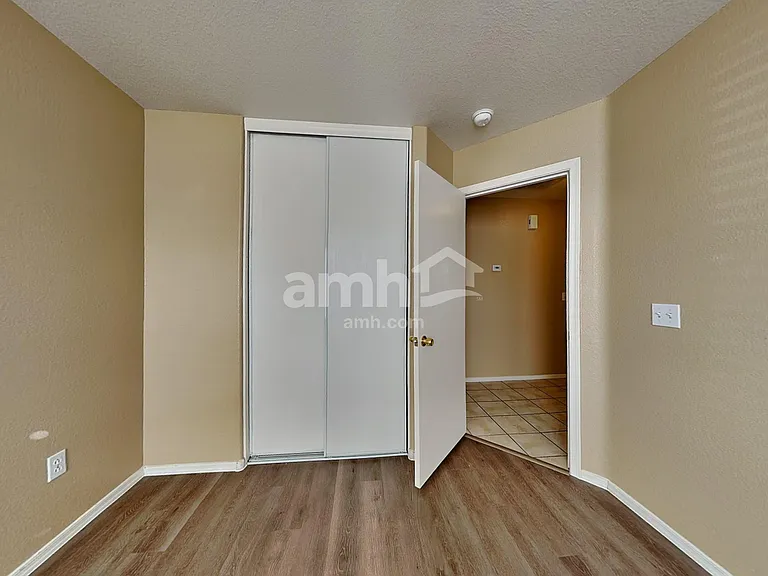 2903 S Channing — Photo 12
