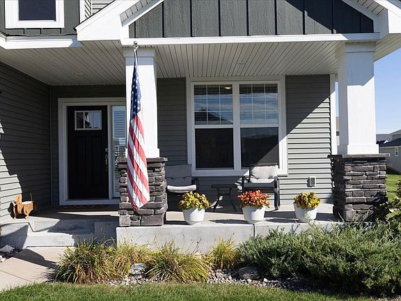 2nd image of 2105 Itasca Cir