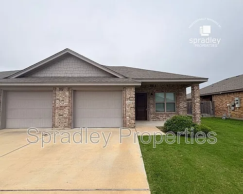 204 Juniper Dr #B Photo 1 204 Juniper Dr #B Photo 1