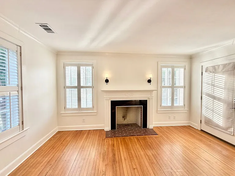 637 Columbus Dr — Photo 8