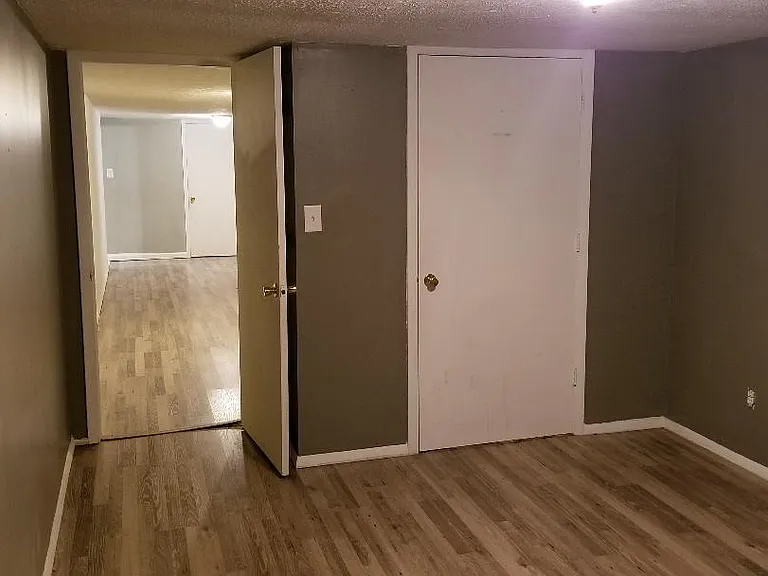 180 Maple Dr — Photo 9