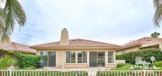 129 E Kavenish Dr — Photo 14