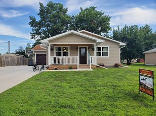 111 W John St, Oneill, NE 68763