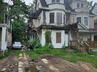 823 Carteret Ave, Trenton, NJ 08618
