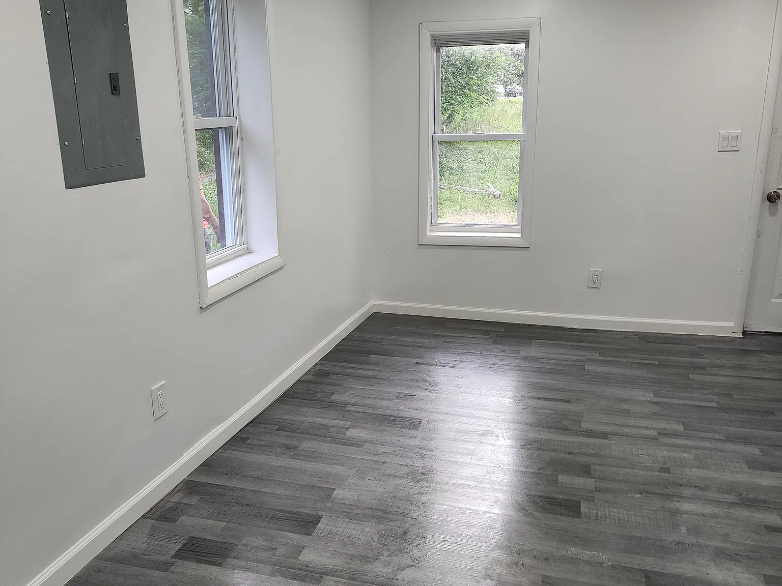 76 Lake St — Photo 3