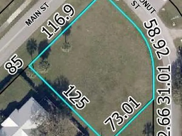 102 Coconut St, Sebastian, FL 32958