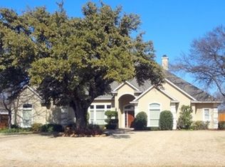 300 Winding Creek Ln, Mc Gregor, TX 76657