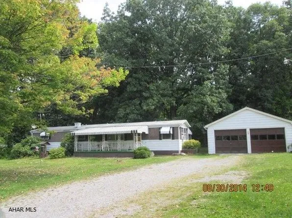 1021 Oxford Rd, Altoona, PA 16602