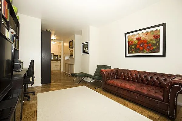 Sold by Platinum Properties | media 3