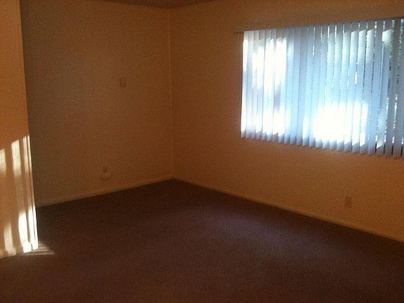 3rd image of 1223 Bonanza Ave APT 35