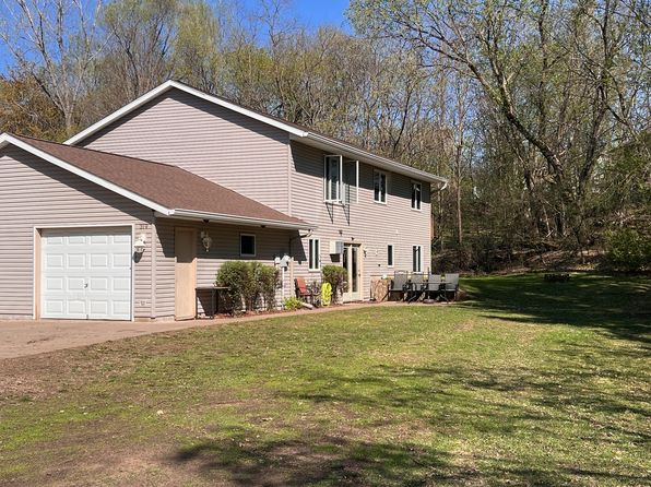 319 9th Ave, Osceola, WI 54020