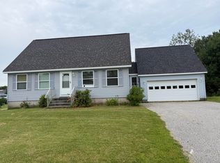 14 Darcy Drive, Lewiston, ME 04240