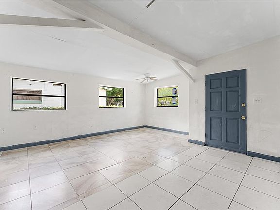 4th image of 1107 Kimball Dr