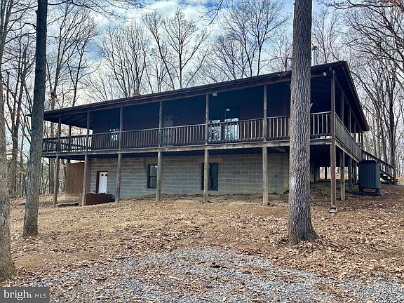4th image of 851 S Champwood Ln