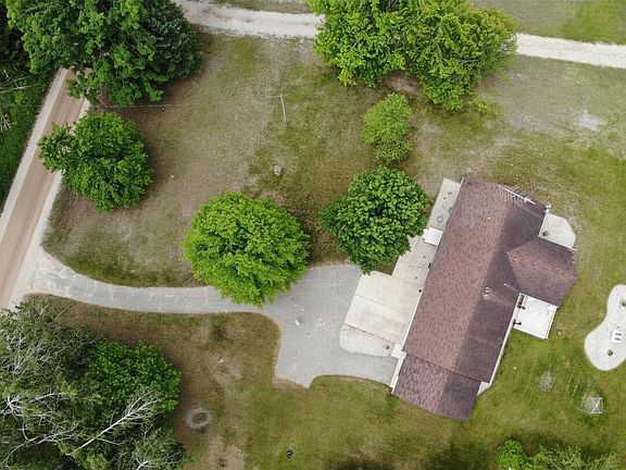 5th image of 6955 Cedar Rd