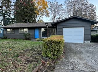 17018 SE Mill St, Portland, OR 97233