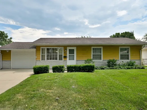 1675 Evergreen Ave, Hanover Park, IL 60133