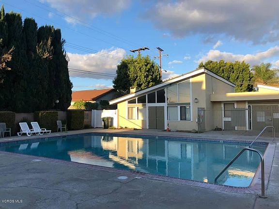 3rd image of 83 Cabrillo Ct