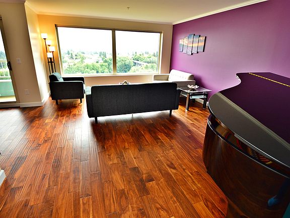 4th image of 3201 Pacific Ave Unit 1203