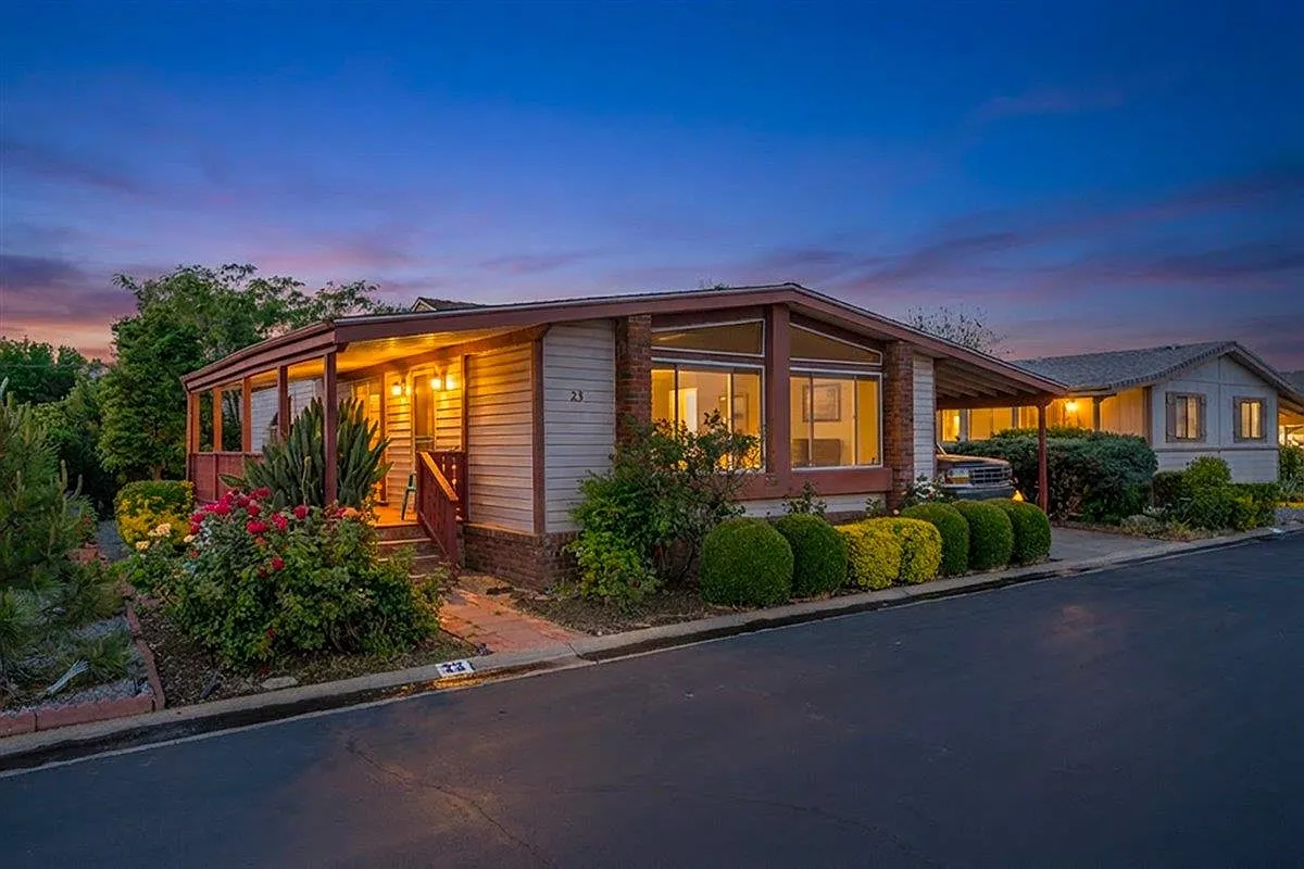350 Gilmore Rd Spc 23 photo 1