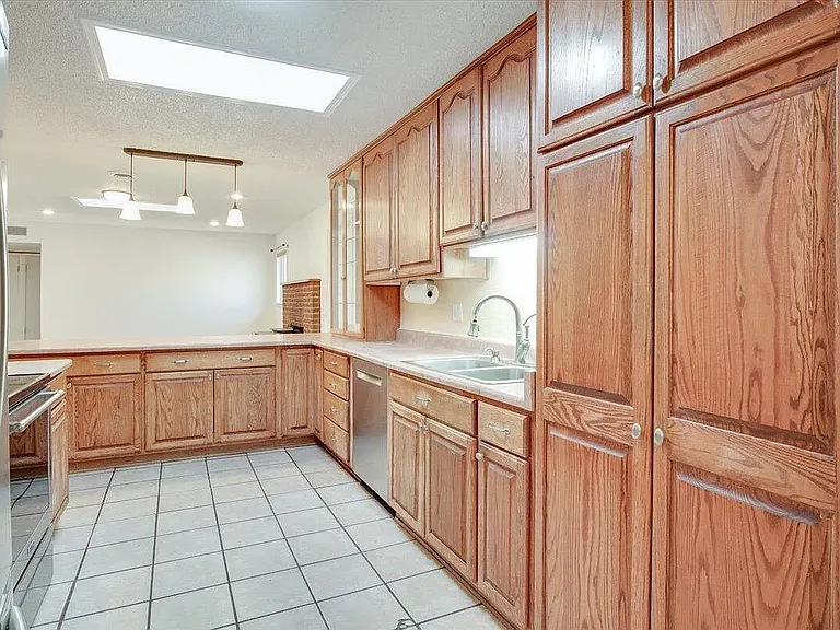 11801 Tracy Ct NE — Photo 27