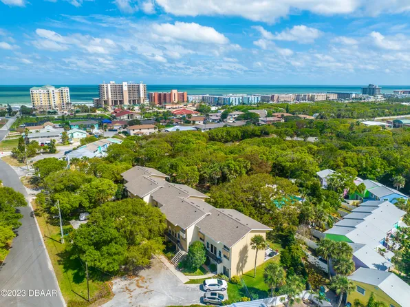 805 Schoolway Ave APT 204, New Smyrna Beach, FL 32169