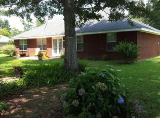 409 Dumoine Dr, Foley, AL 36535