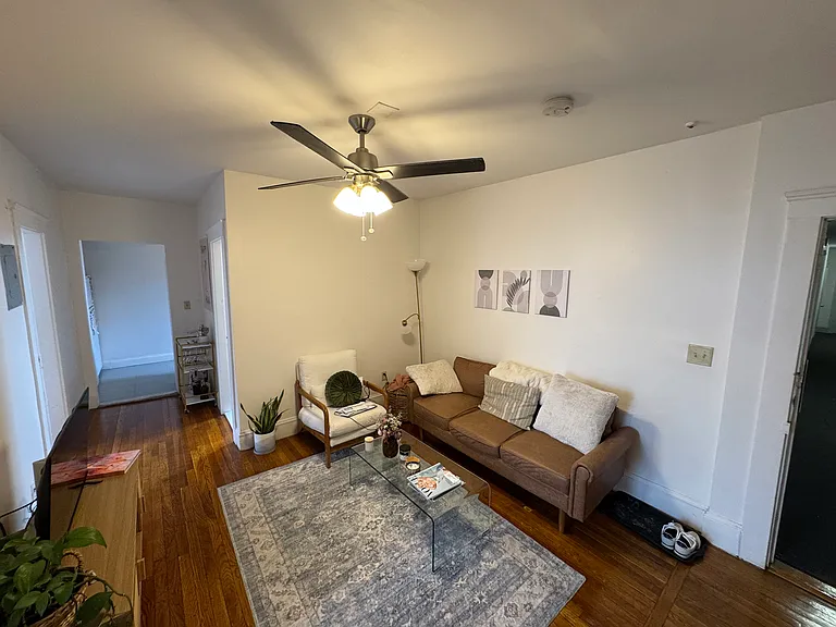 15 Scottfield Rd #11 — Photo 3
