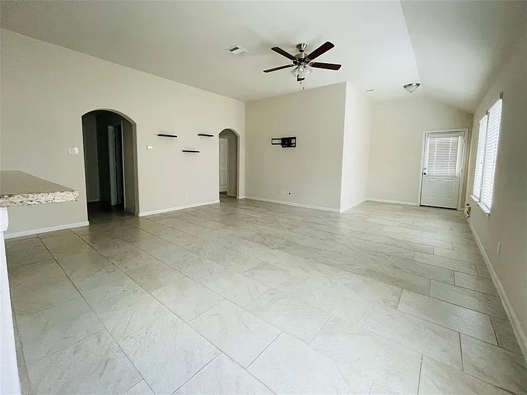 21335 Cypress Live Oak Dr — Photo 5