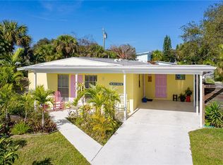 240 Hayes Ave, Cocoa Beach, FL 32931