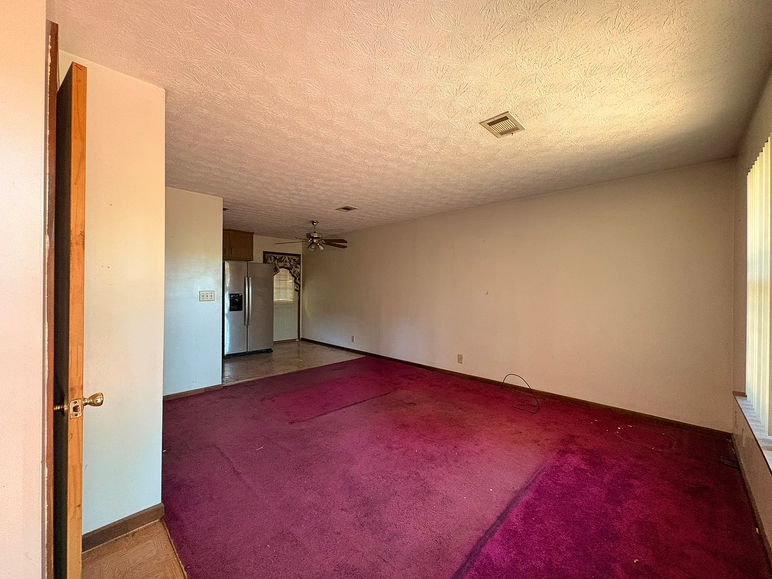 3 bed, 2.5 bath, 1528 sqft, $1,650 — Photo 3