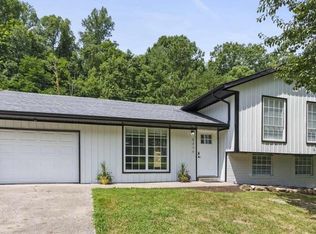 8236 Carla Dr, Ashland, KY 41102