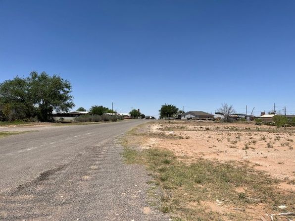 301-305 S Monahans Ave, Wink, TX 79789
