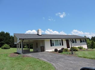 218 Frazier Rd, Altavista, VA 24517