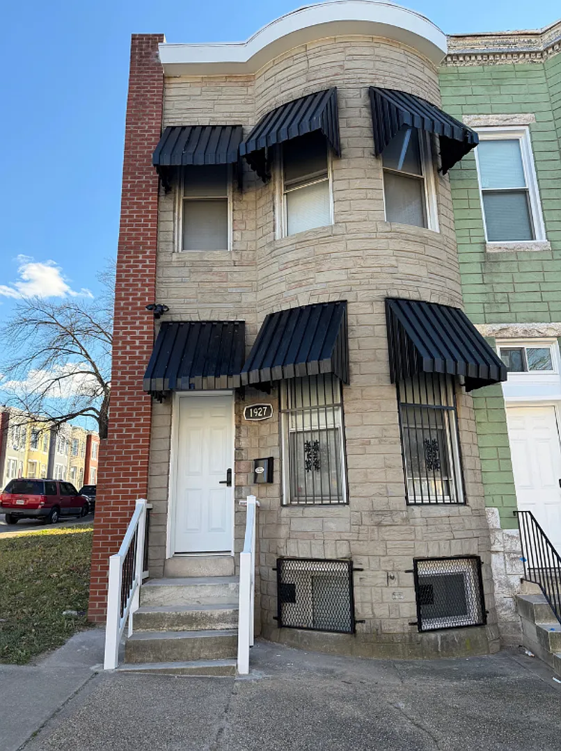 1927 Harlem Avenue $600 Available (Shared Bath) — Photo 1