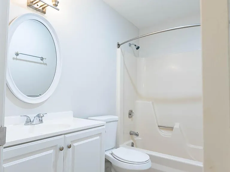 106 Twin Circle Dr — Photo 4