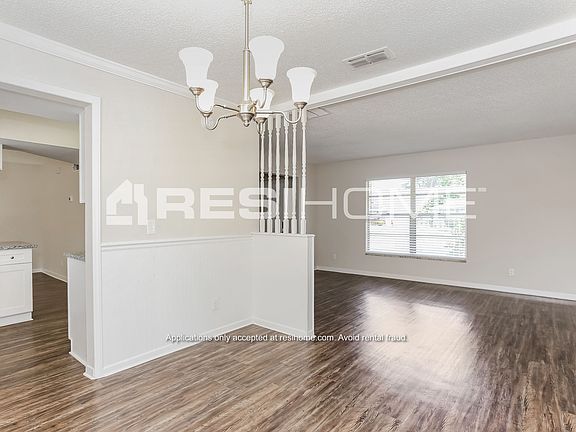 4th image of 6090 Shakespeare Dr