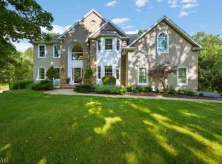 12 Stacey Ct, Sparta, NJ 07871