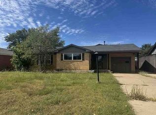 1826 Lawson Ln, Amarillo, TX 79106