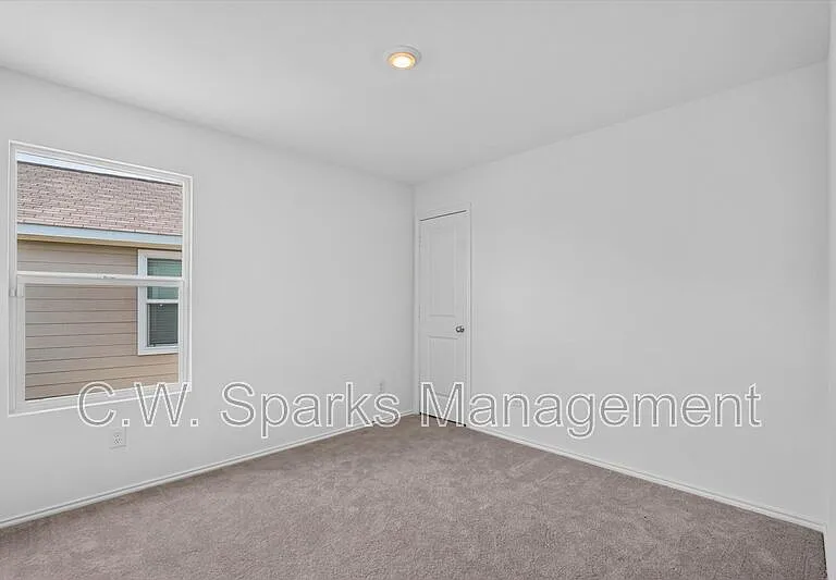 6825 Sunbeam Cir — Photo 15